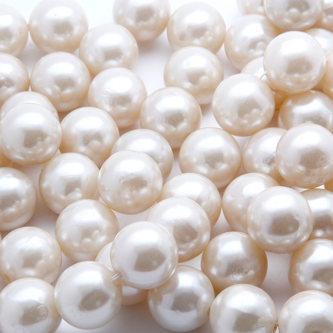 June Birthstones: Pearl, Moonstone and Alexandrite