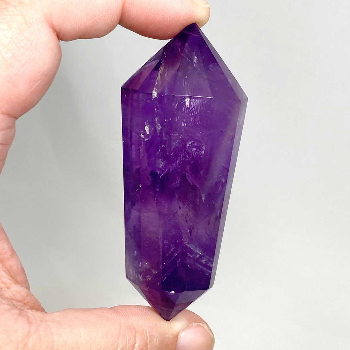 Amethyst Vogel AMV-01