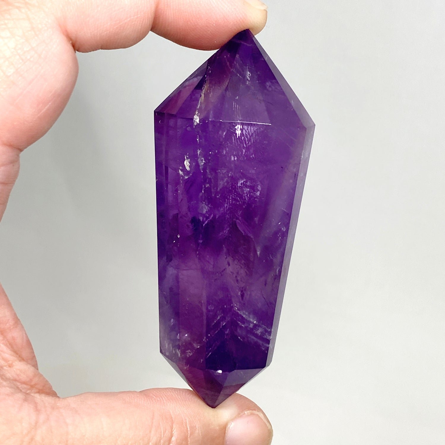 Amethyst Vogel AMV-01