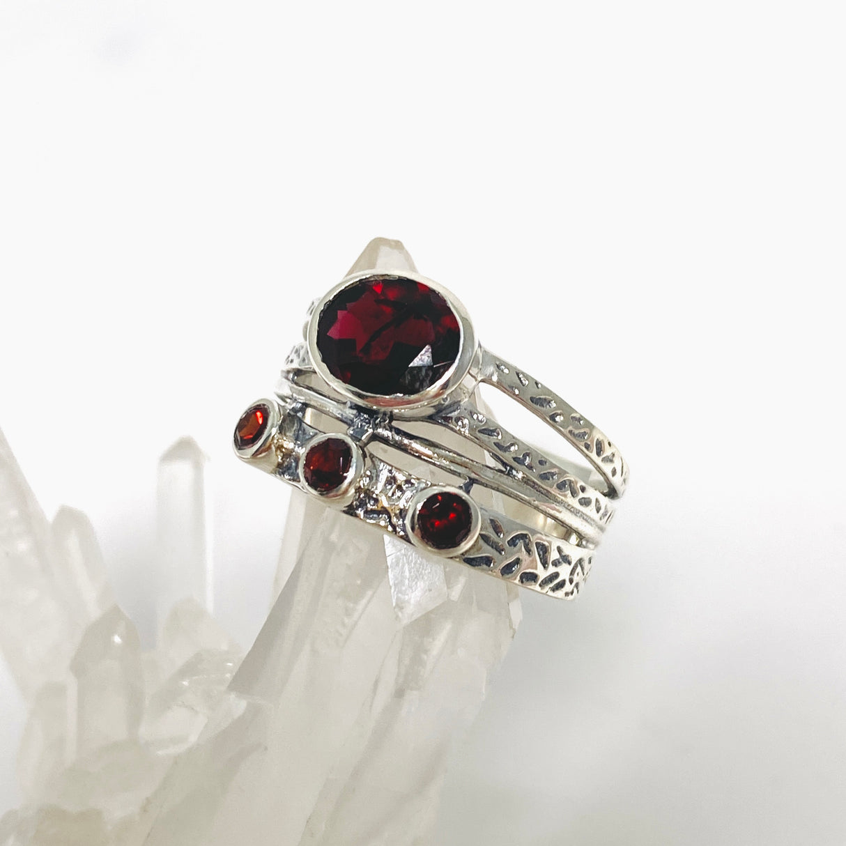 Garnet Multi-stone Faceted Gemstone Ring R3783