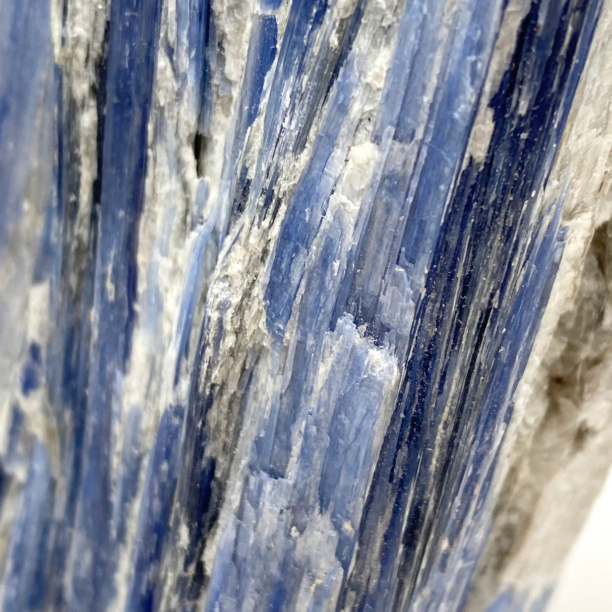Blue Kyanite Crystal BKY-08