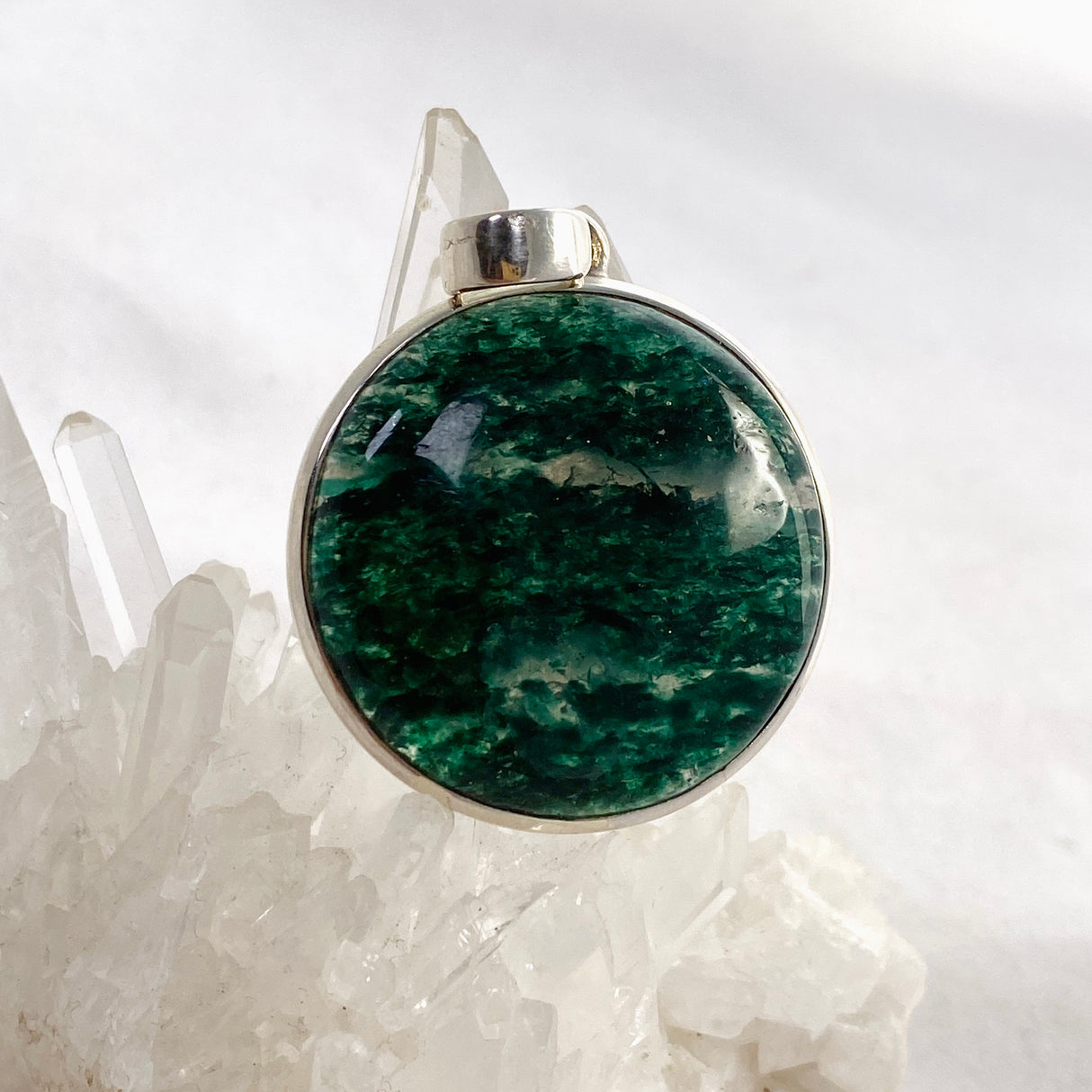 Green Aventurine Round Cabochon Pendant PPGJ846