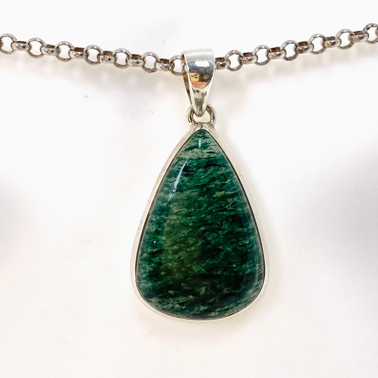 Green Aventurine Teardrop Cabochon Pendant PPGJ847