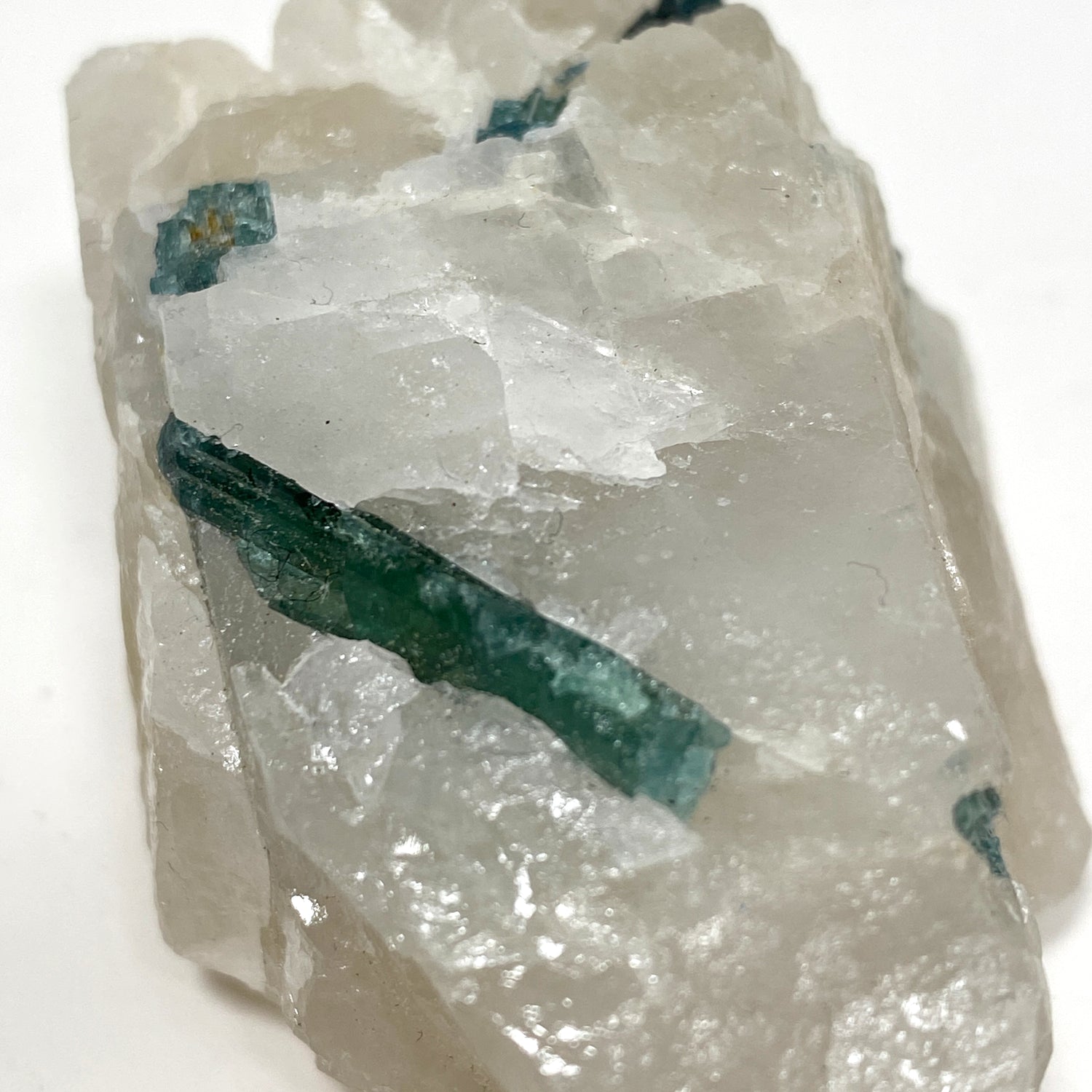 Green Tourmaline on Quartz GTQ-04
