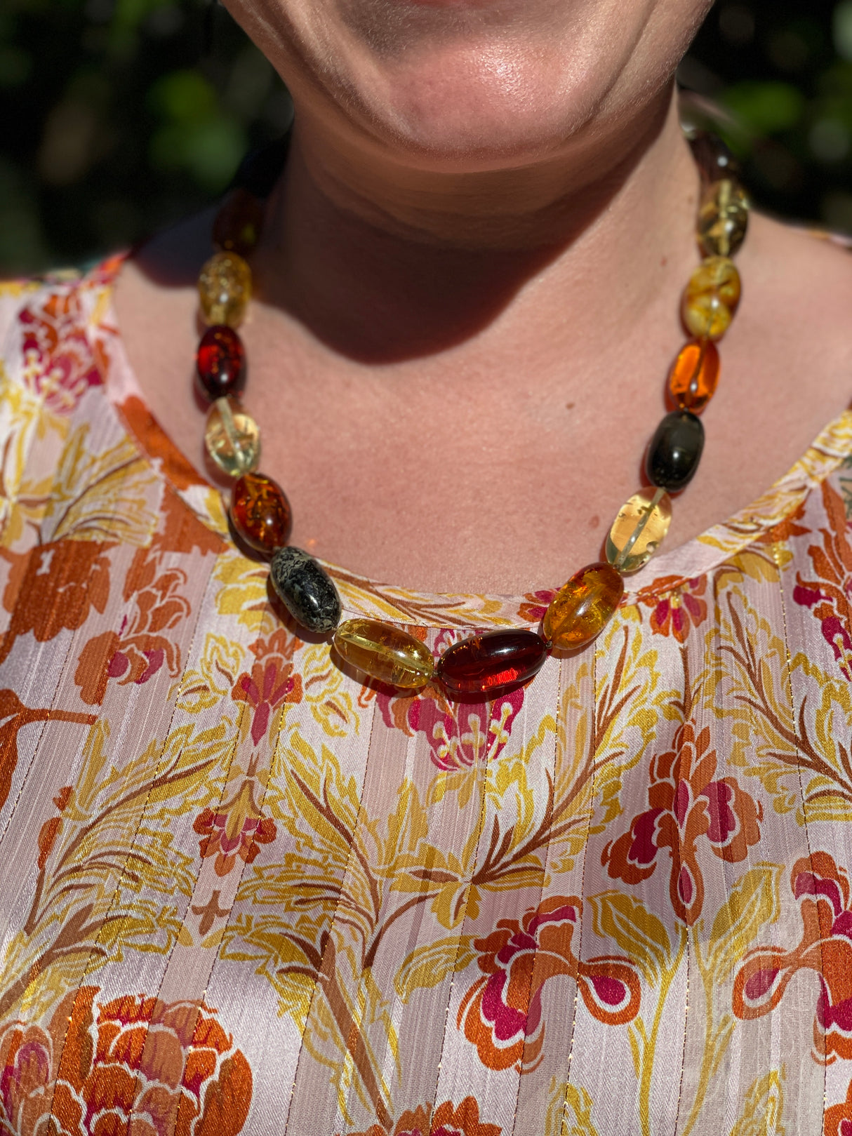 Baltic Amber multi-coloured large oval 13mm beaded necklace 55cm 51g AMB95