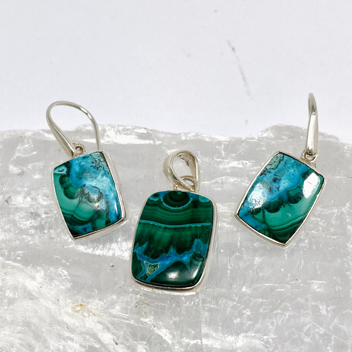 Malacholla (Malachite and Chrysocolla) Rectangular Cabochon Pendant PPGJ1135