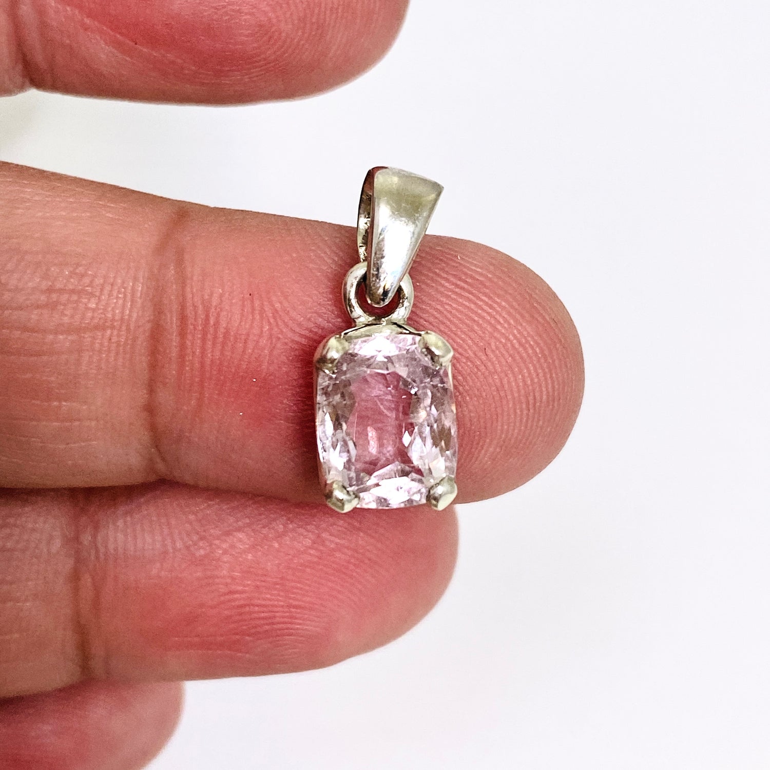 Kunzite Rectangular Faceted Pendant PPGJ880