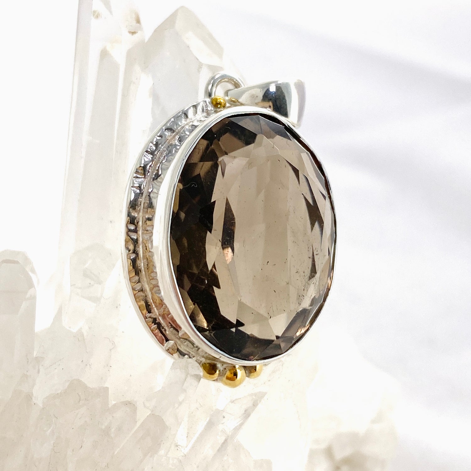 Smokey Quartz Oval Faceted Pendant in a Decorative Setting KPGJ4730