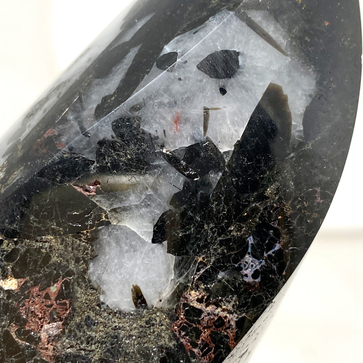 Tourmalinated Quartz Flame TQF-01