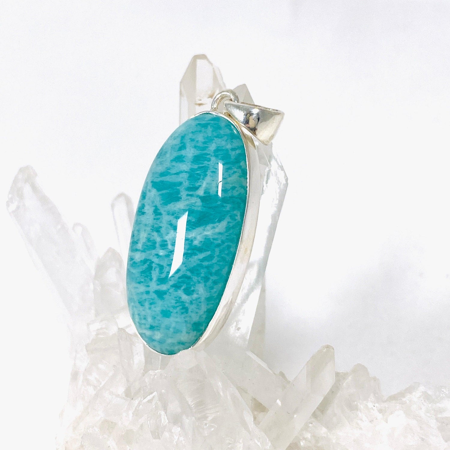 Amazonite oval pendant KPGJ3740 - Nature's Magick