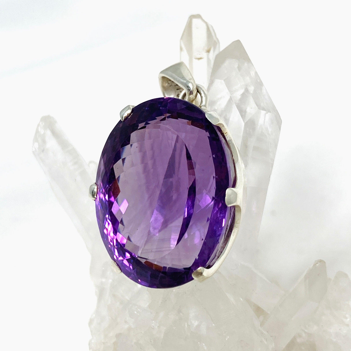 Amethyst Faceted Oval Pendant PPGJ698 - Nature's Magick