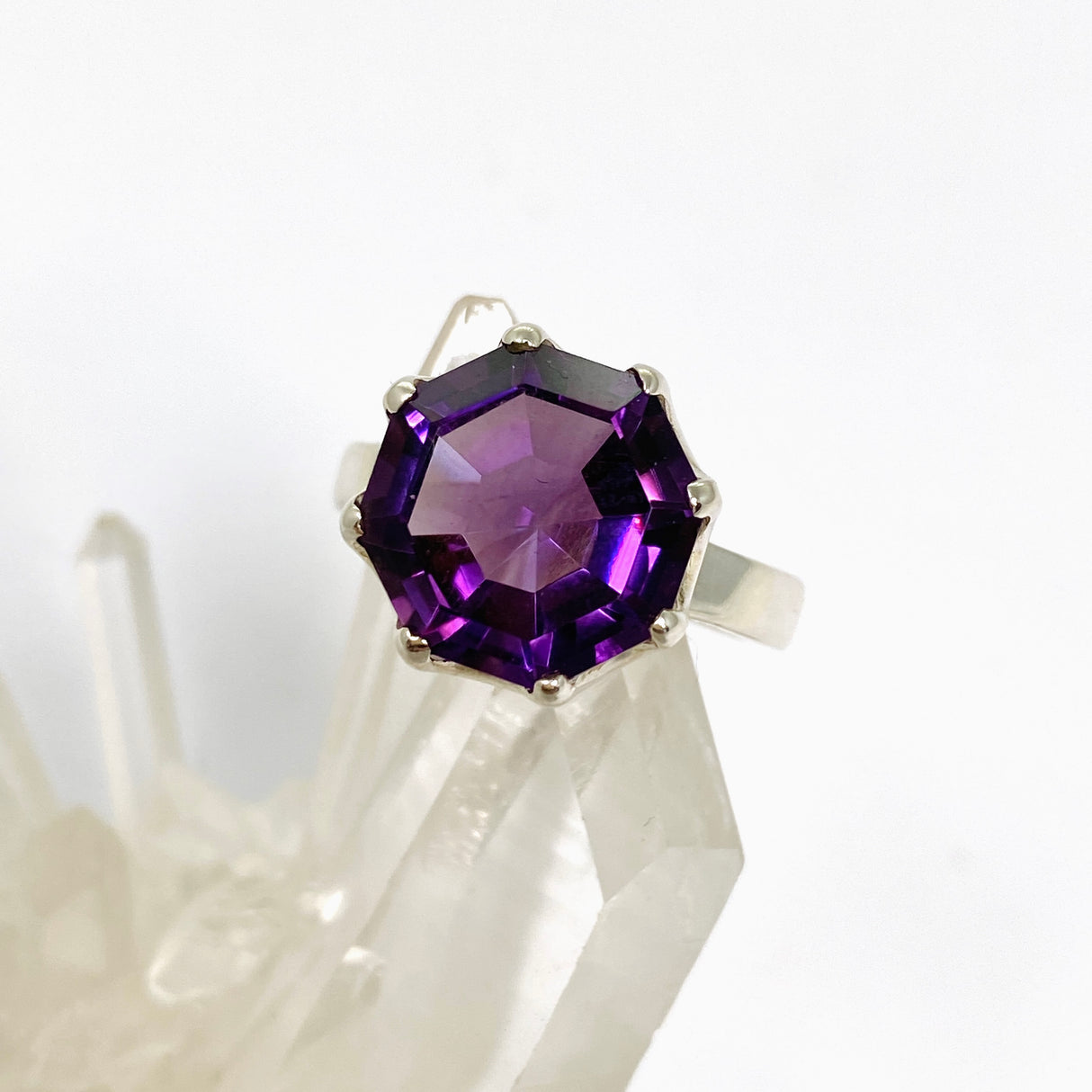 Amethyst Hexagon Faceted Ring Size 7 PRGJ839