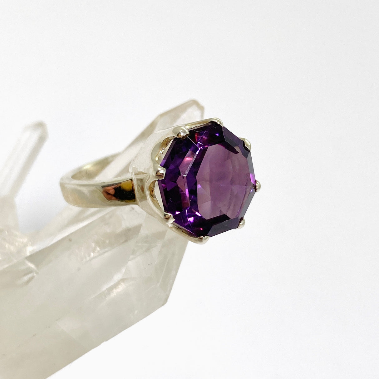 Amethyst Hexagon Faceted Ring Size 7 PRGJ839
