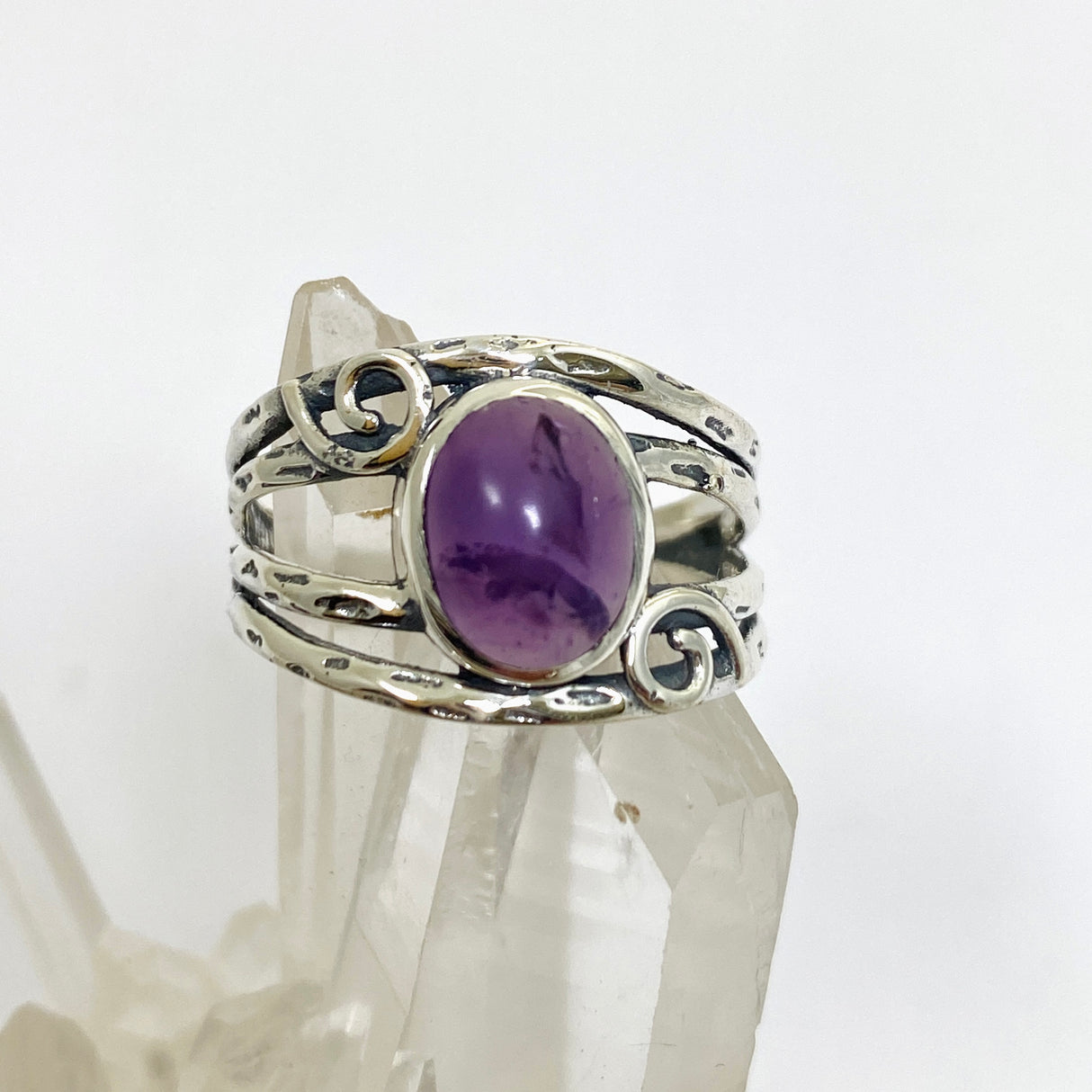 Amethyst Oval Cabochon Ring in a Decorative Setting R4025