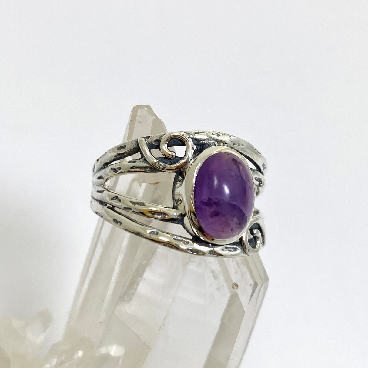 Amethyst Oval Cabochon Ring in a Decorative Setting R4025