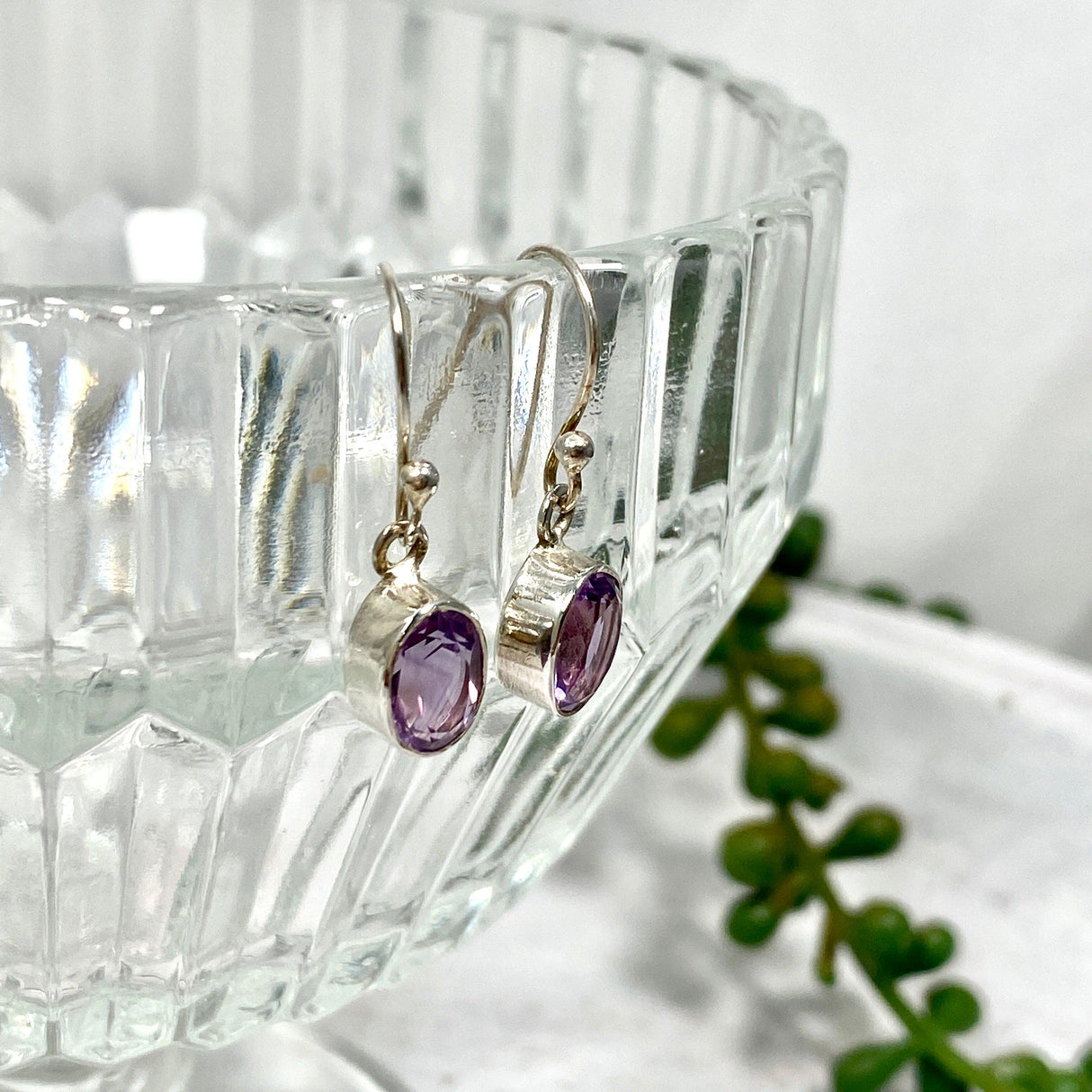 Amethyst petite oval faceted earrings R2363-AMO - Nature's Magick