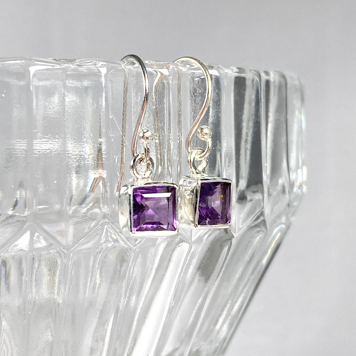 Amethyst petite square faceted earrings R2363-AMS - Nature's Magick