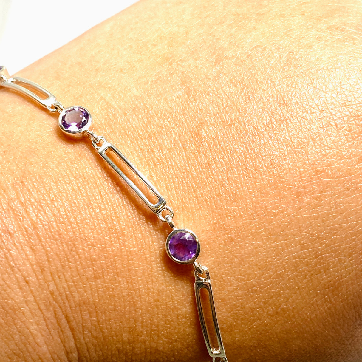 Amethyst round faceted gemstones with silver split spacer design PBGJ039