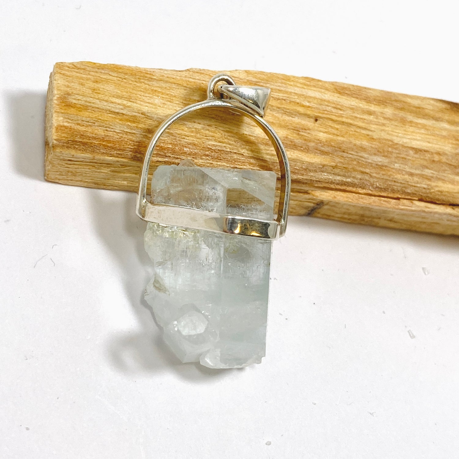 Aquamarine Raw Crystal Pendant PPGJ1103