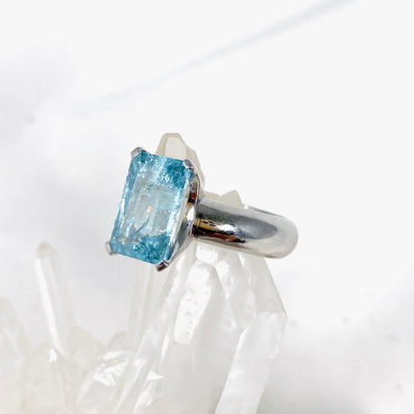 Aquamarine Rectangular Emerald Cut ring s.7 HRGJ-40 - Nature's Magick