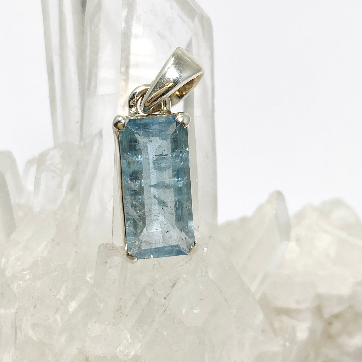 Aquamarine Rectangular Faceted Pendant PPGJ969