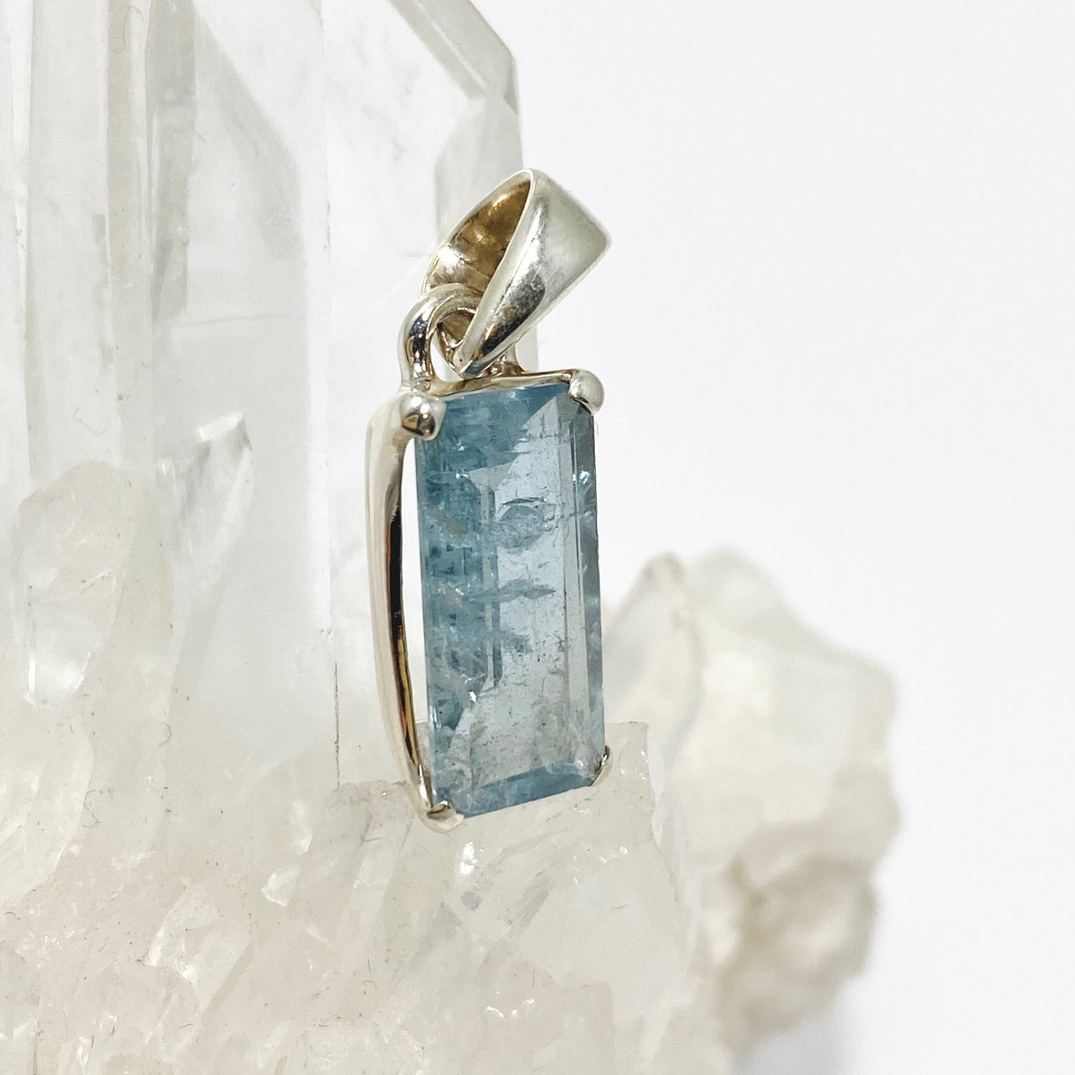 Aquamarine Rectangular Faceted Pendant PPGJ969