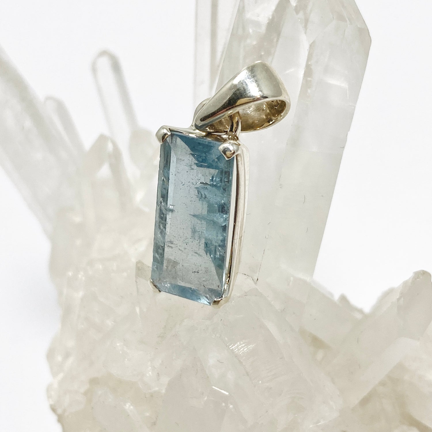 Aquamarine Rectangular Faceted Pendant PPGJ969