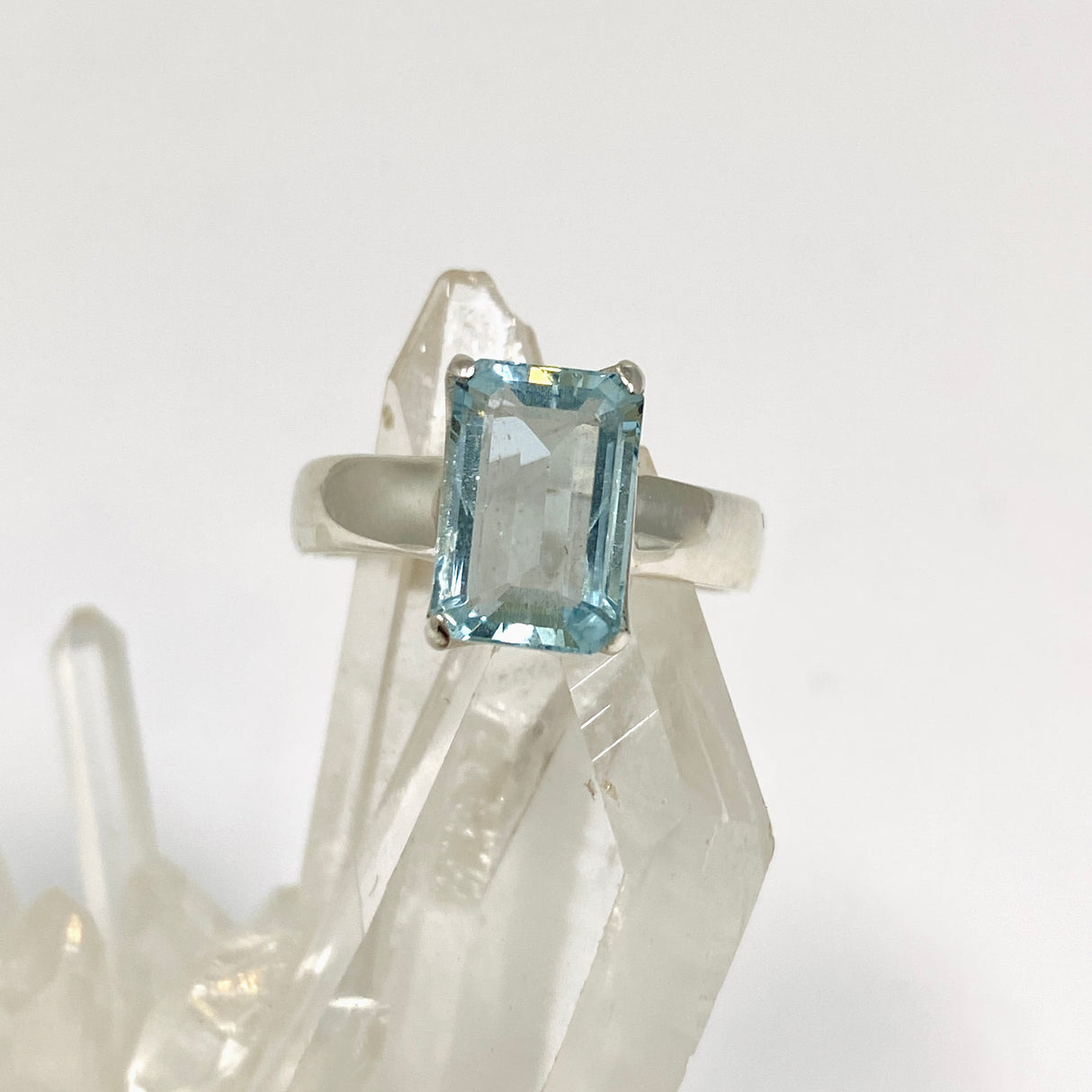 Aquamarine Rectangular Faceted Ring Size 6 PRGJ942