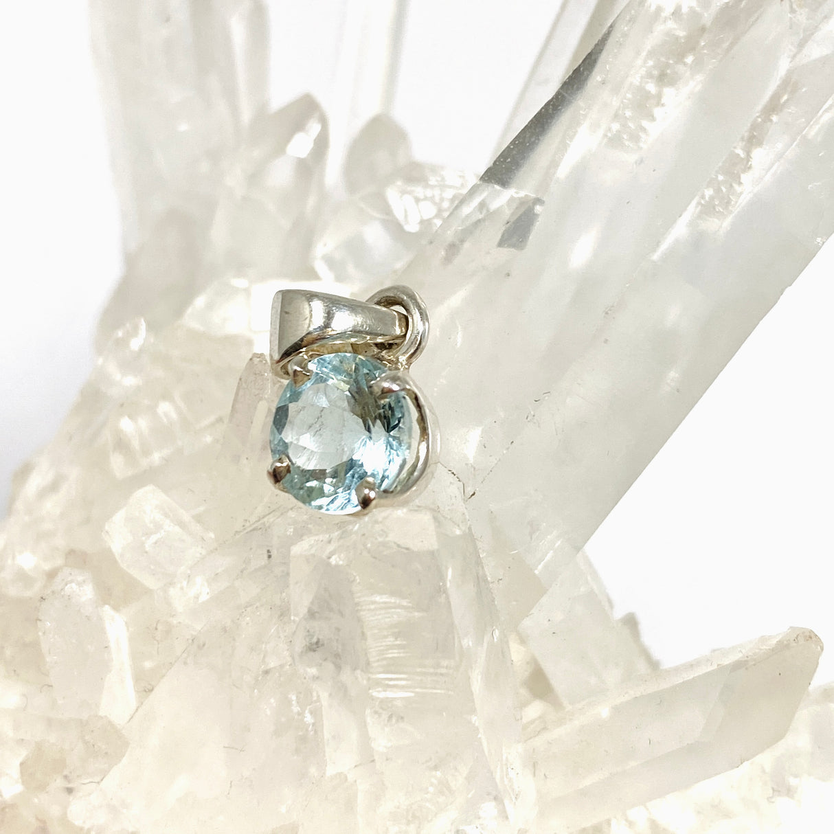 Aquamarine Round Faceted Pendant PPGJ1125