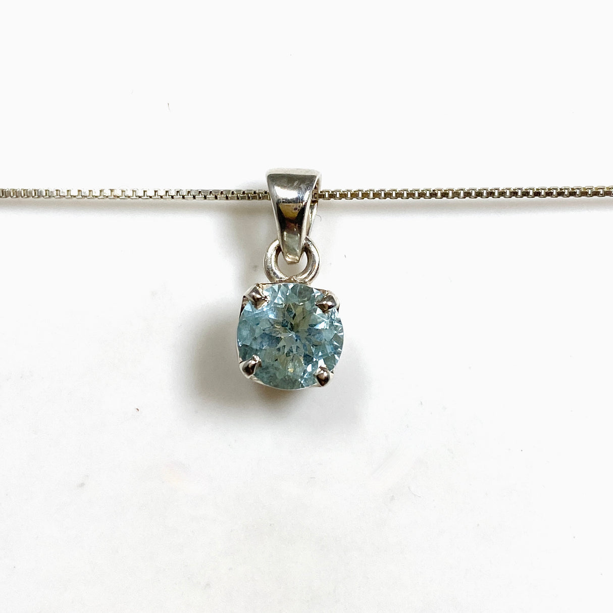 Aquamarine Round Faceted Pendant PPGJ1125