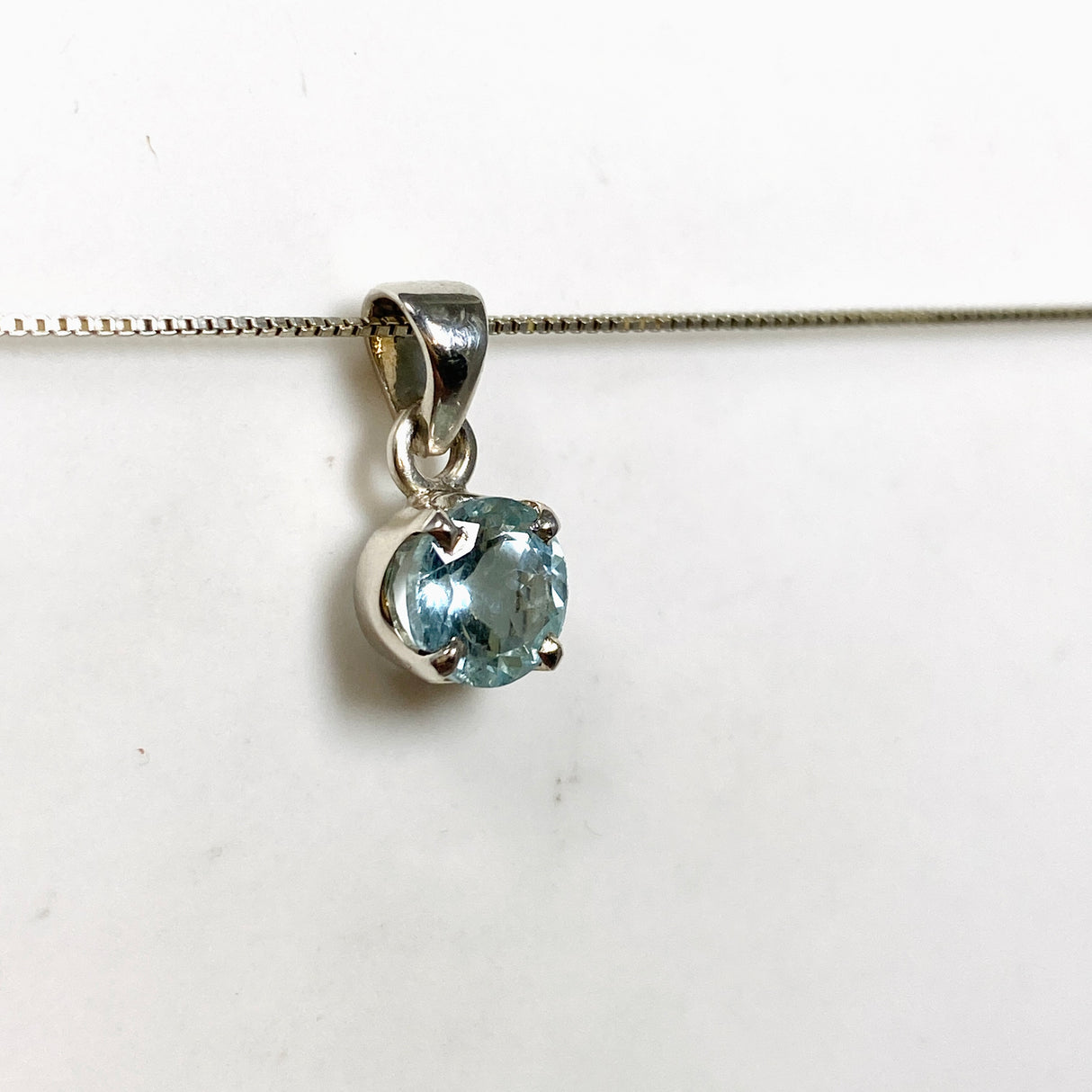 Aquamarine Round Faceted Pendant PPGJ1125