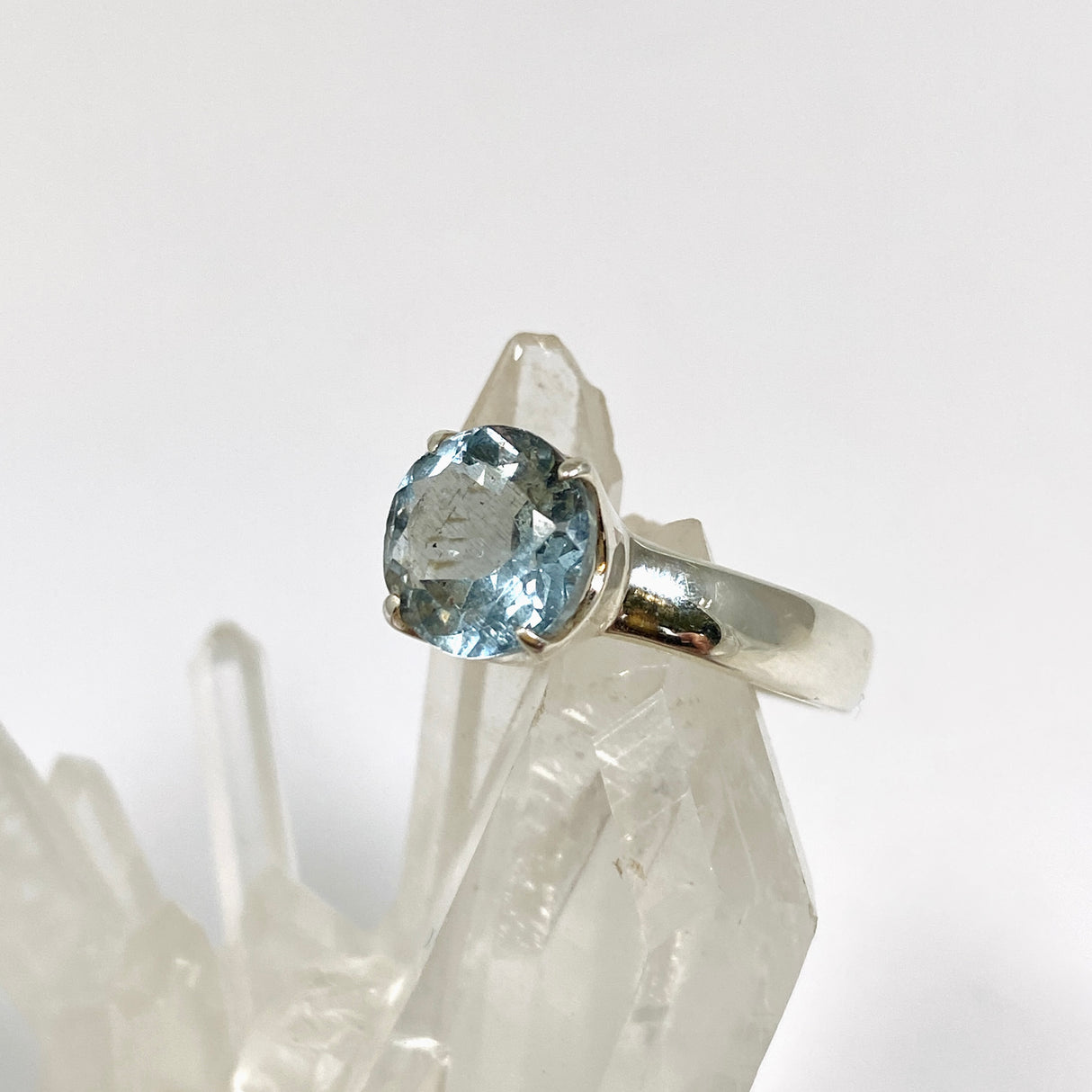 Aquamarine Round Faceted Ring Size 7 PRGJ943