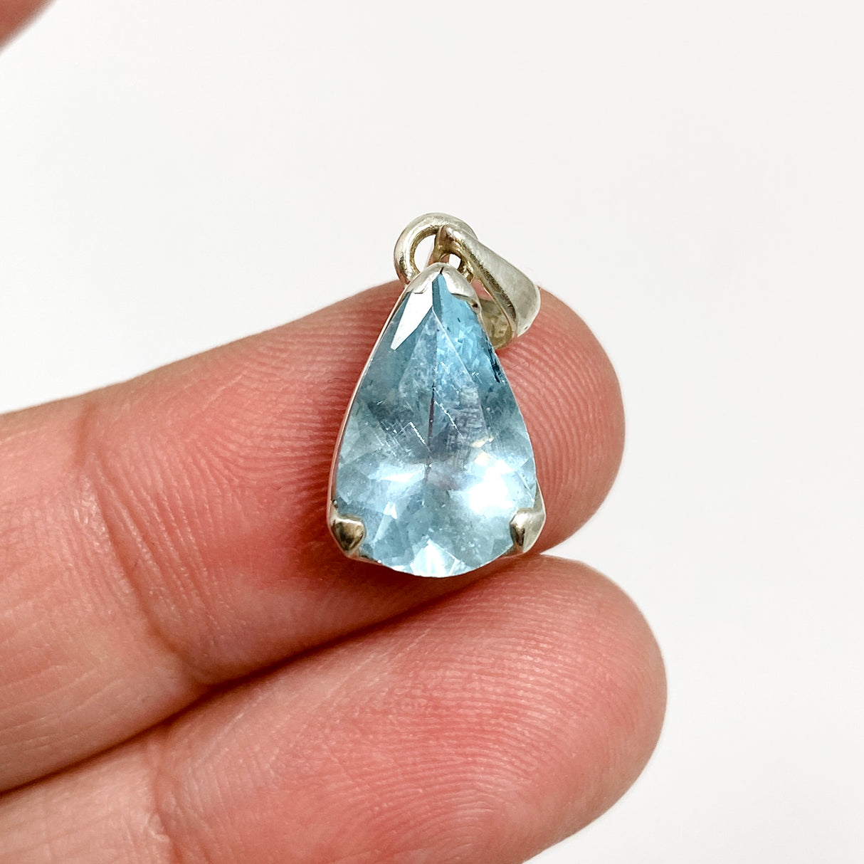 Aquamarine Teardrop Faceted Pendant PPGJ1130