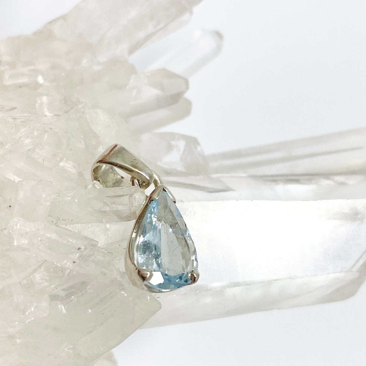 Aquamarine Teardrop Faceted Pendant PPGJ967