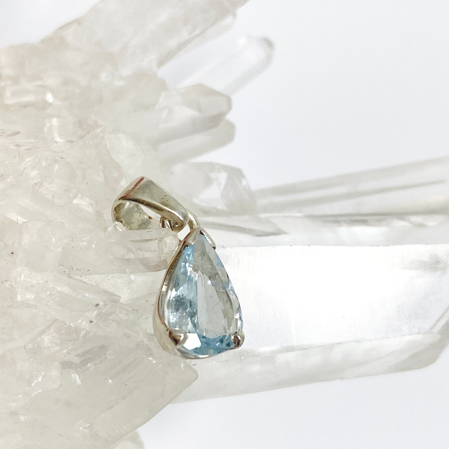 Aquamarine Teardrop Faceted Pendant PPGJ967
