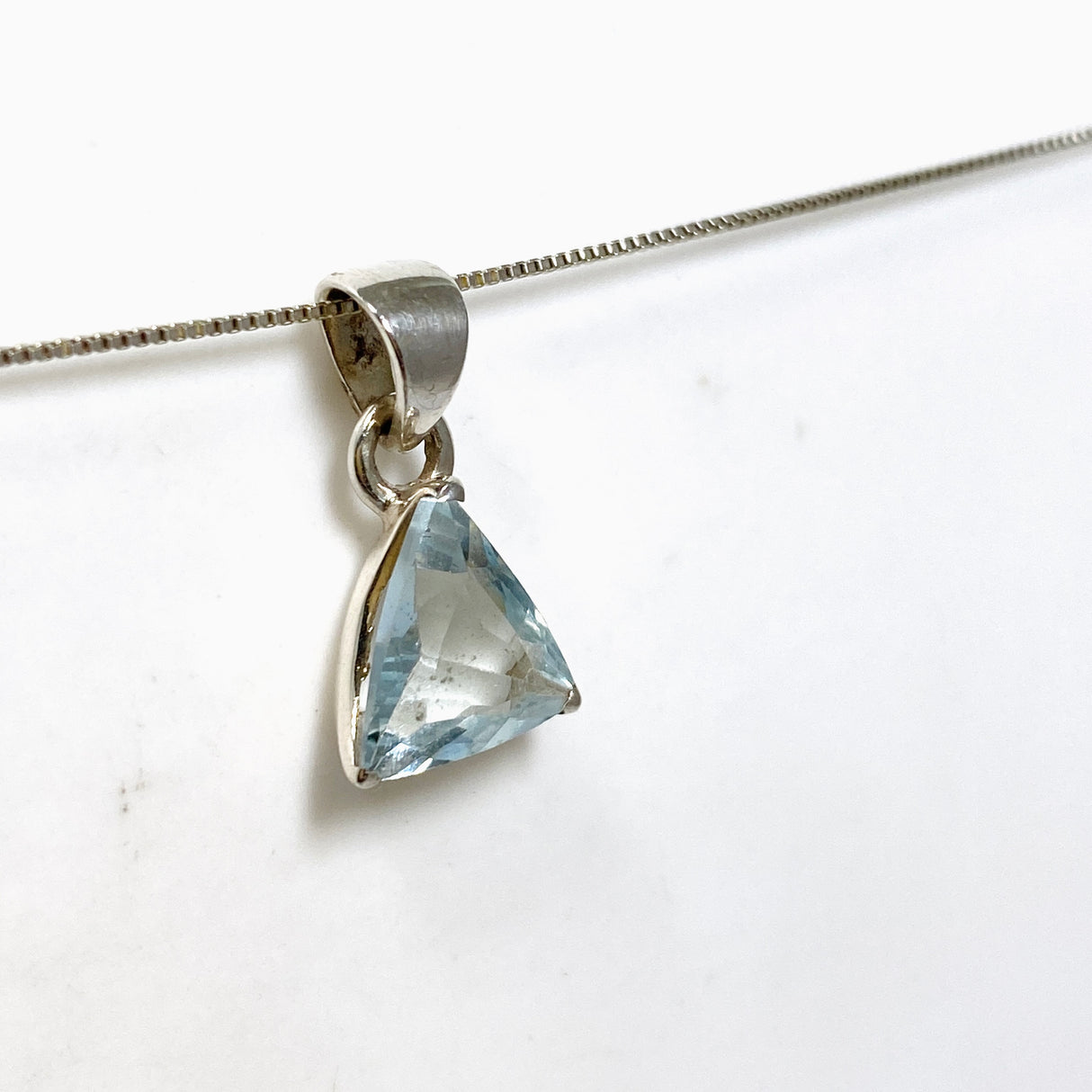 Aquamarine Triangular Faceted Pendant PPGJ1115