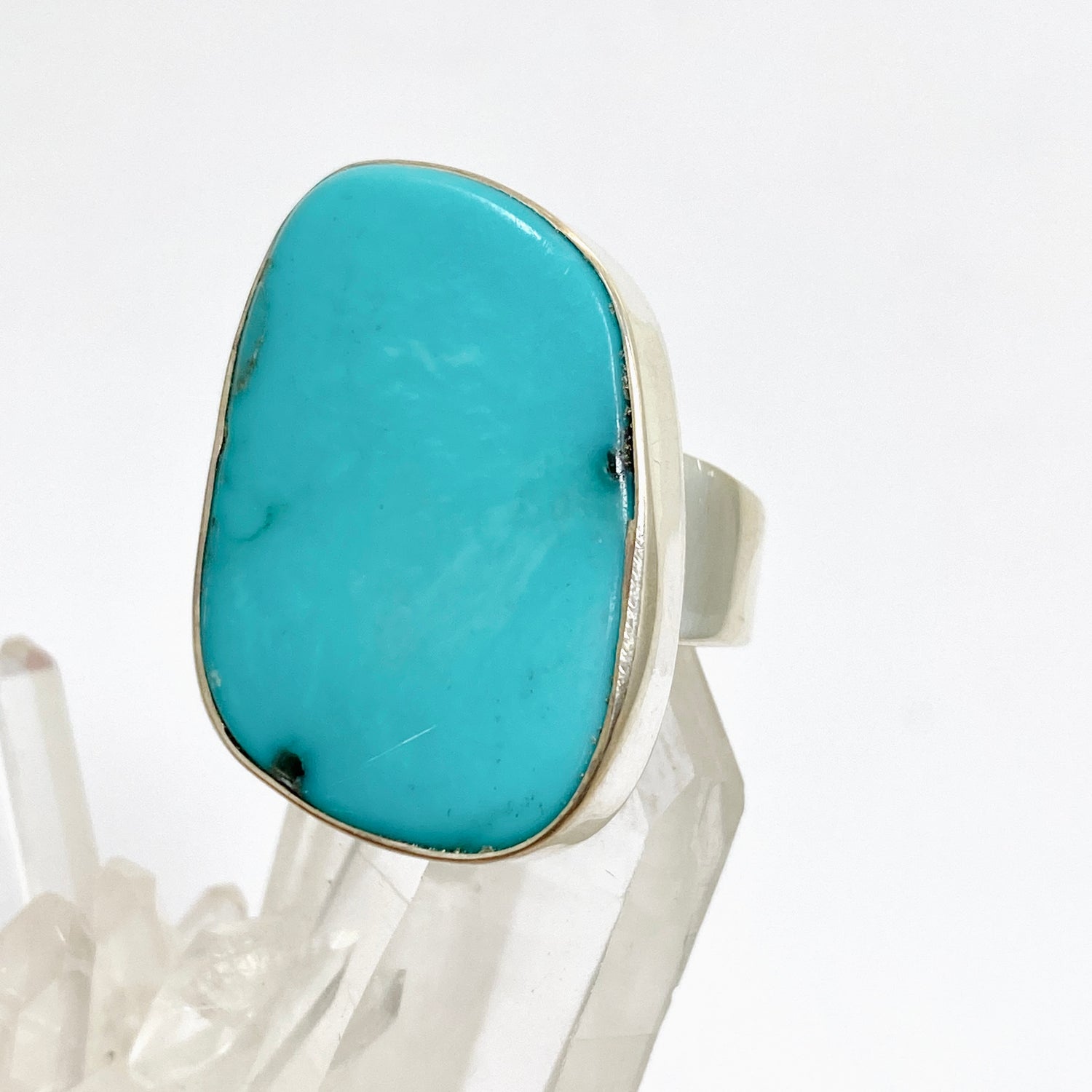 Arizona Turquoise Freeform Cabochon Ring Size 8 KRGJ3410