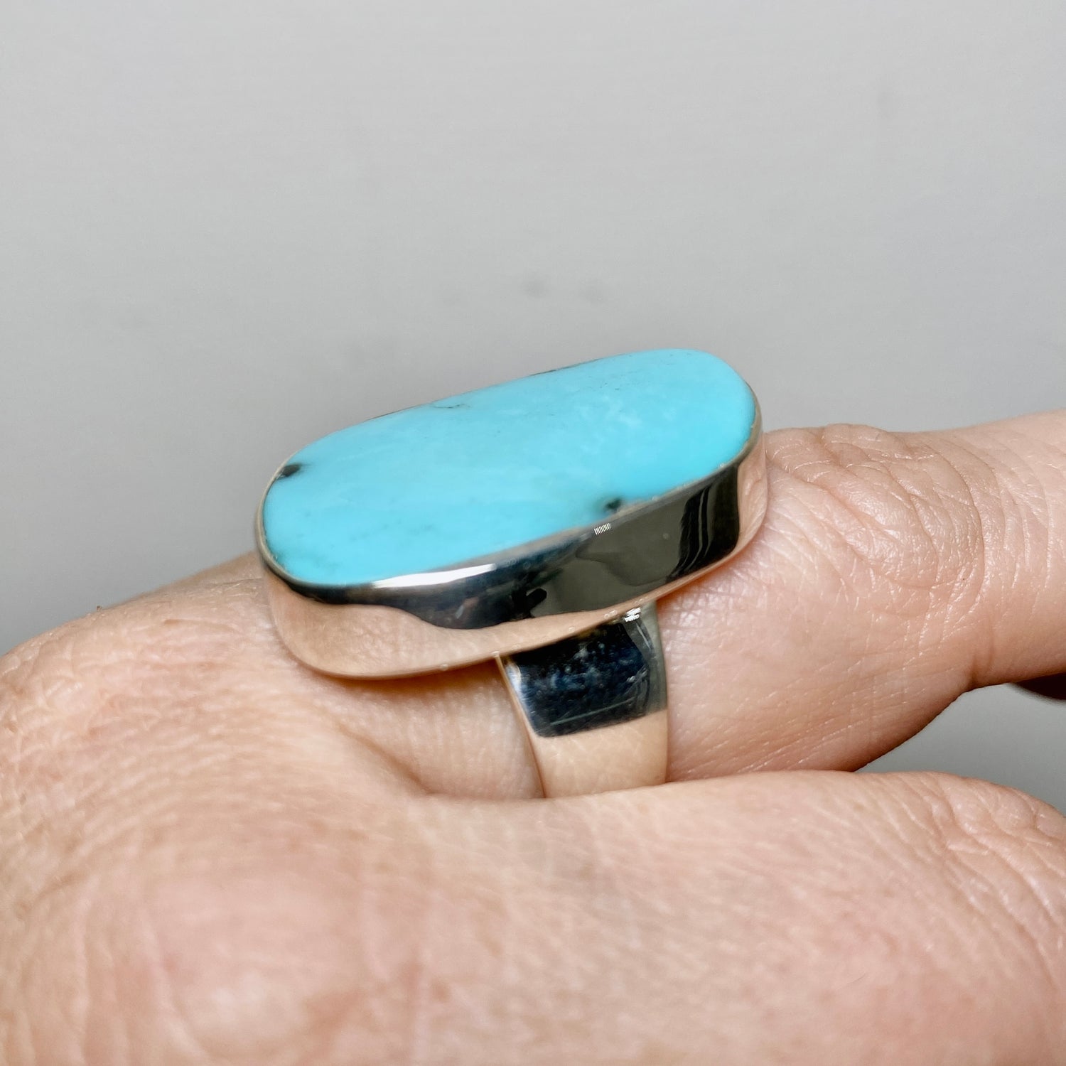 Arizona Turquoise Freeform Cabochon Ring Size 8 KRGJ3410