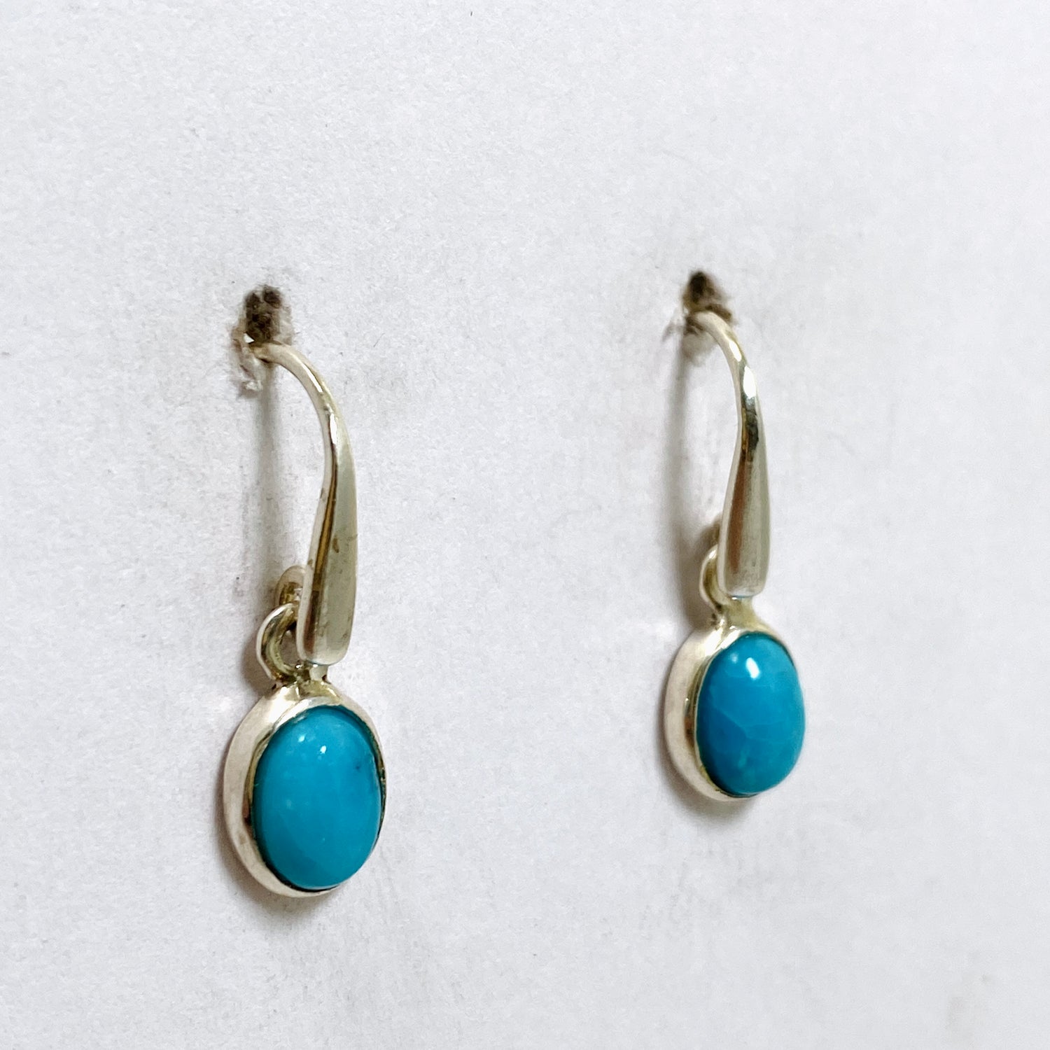 Arizona Turquoise Oval Cabochon Earrings PEGJ325
