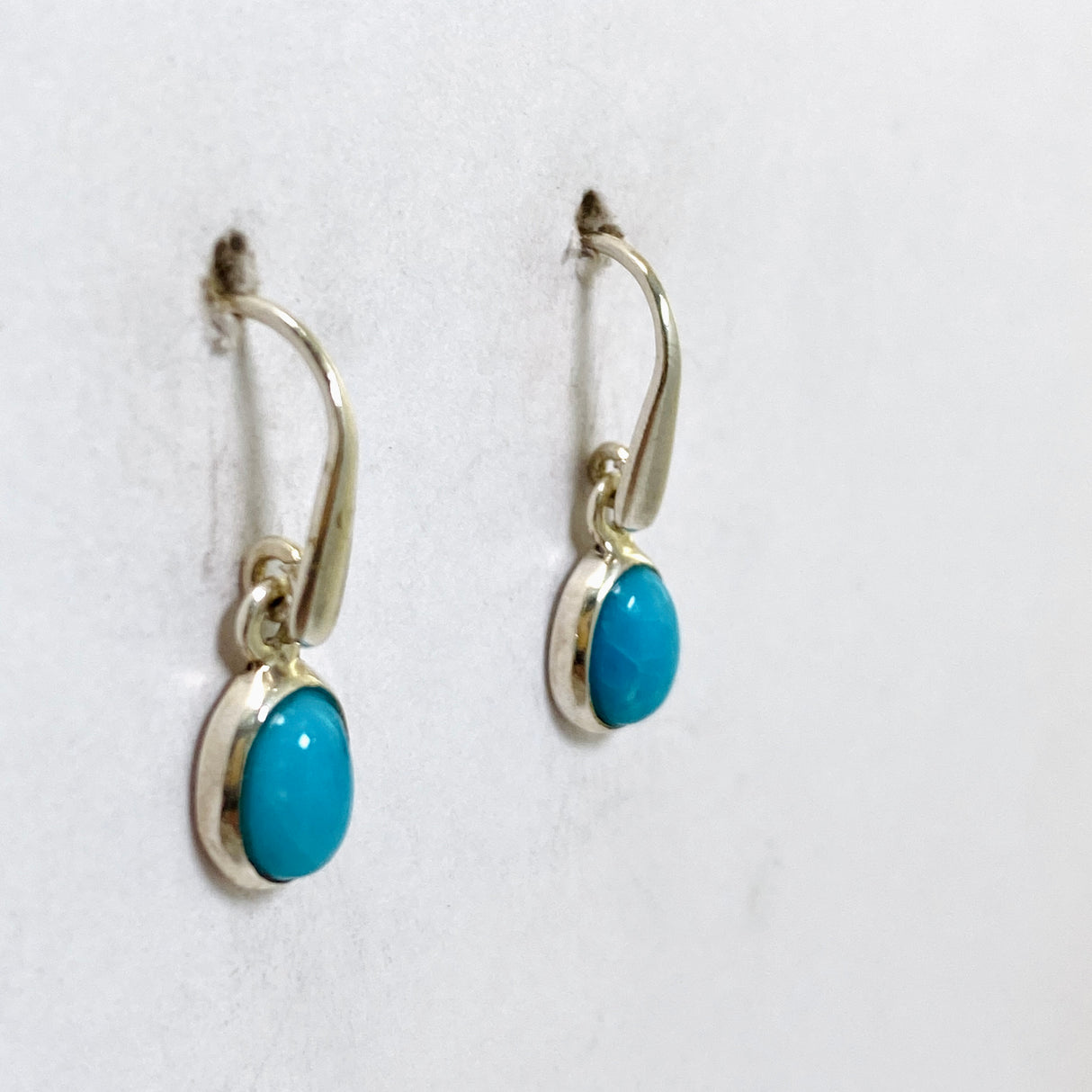 Arizona Turquoise Oval Cabochon Earrings PEGJ325
