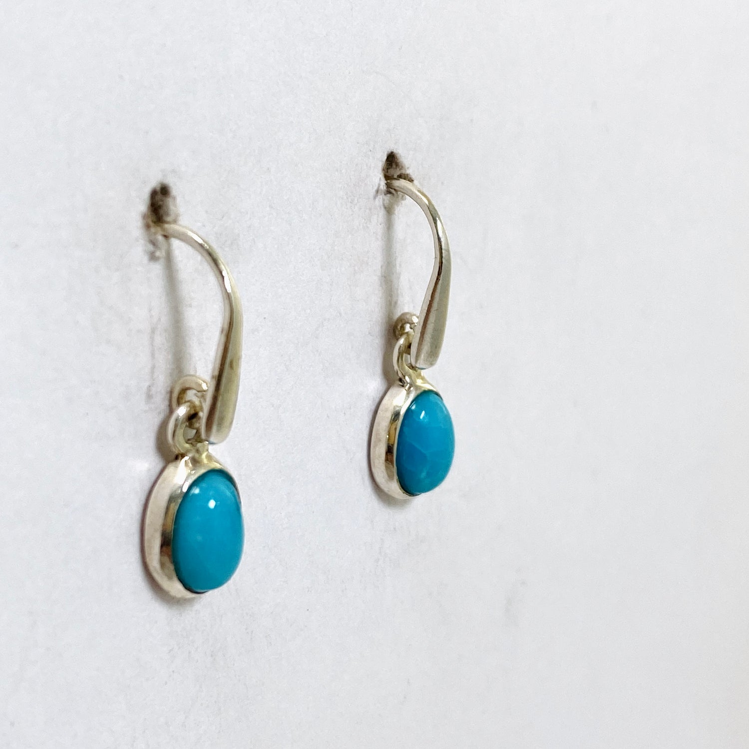 Arizona Turquoise Oval Cabochon Earrings PEGJ325