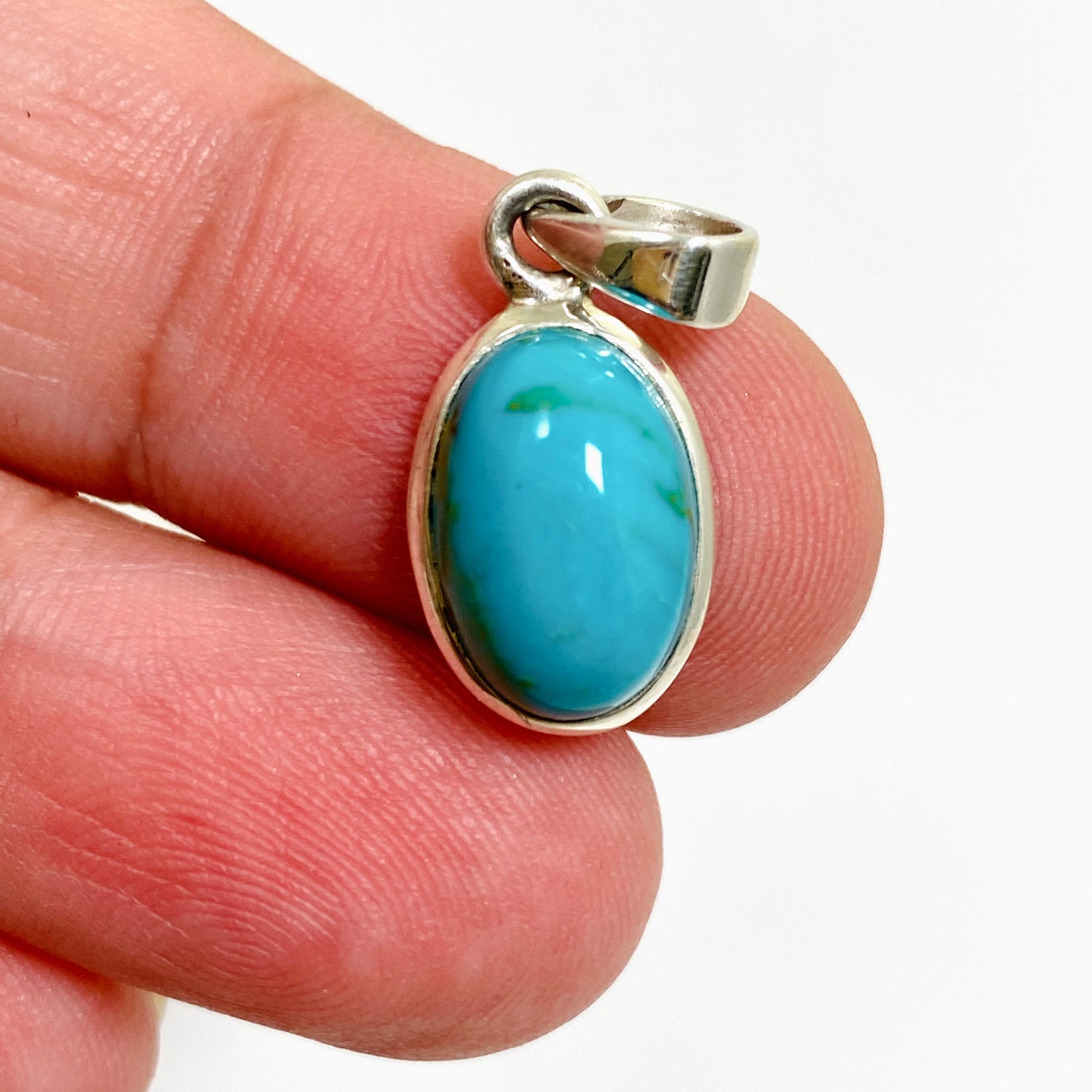 Arizona Turquoise Oval Cabochon Pendant PPGJ1028