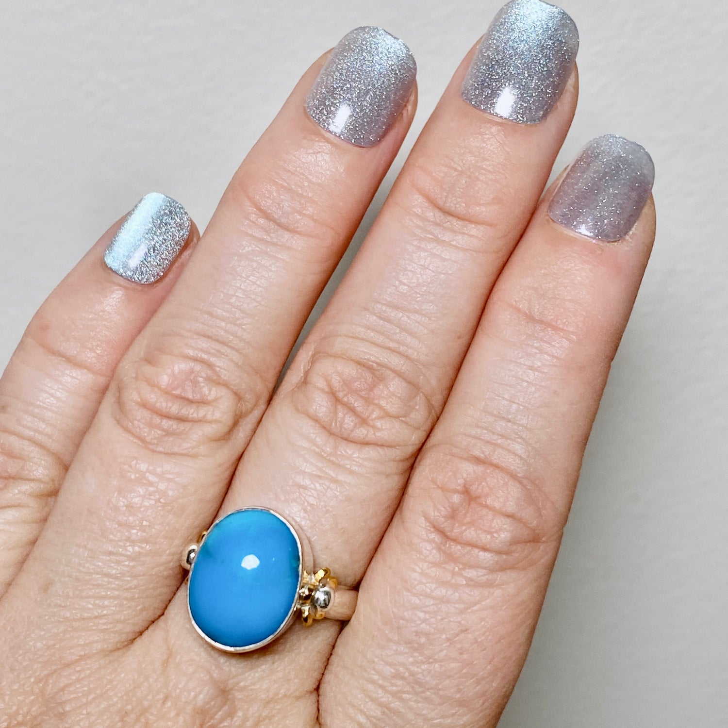 Arizona Turquoise Oval Cabochon Ring with Brass Accents Size 8 KRGJ3401