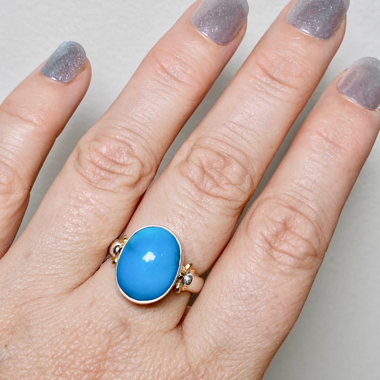 Arizona Turquoise Oval Cabochon Ring with Brass Accents Size 8 KRGJ3401