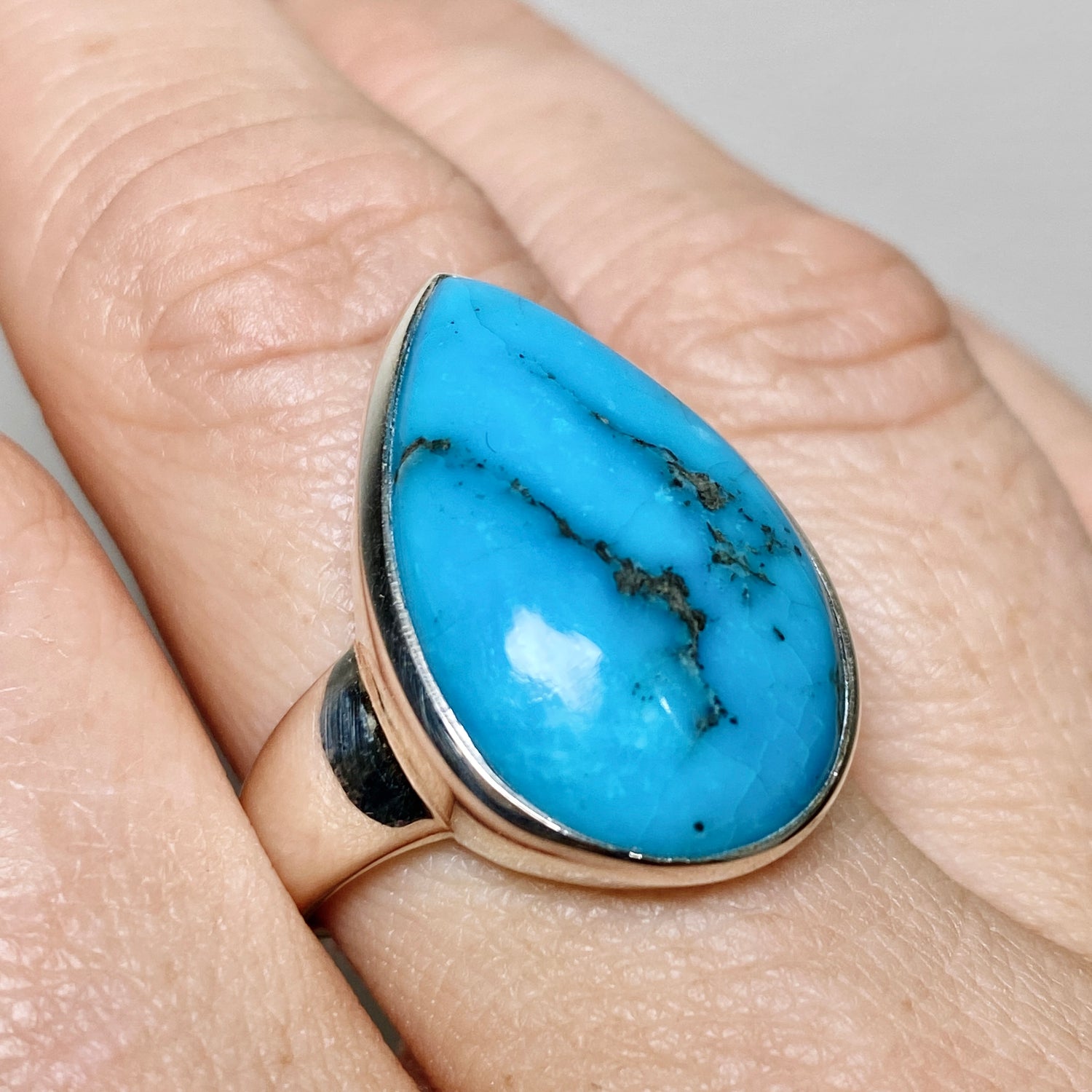 Arizona Turquoise Teardrop Cabochon Ring Size 10 PRGJ881