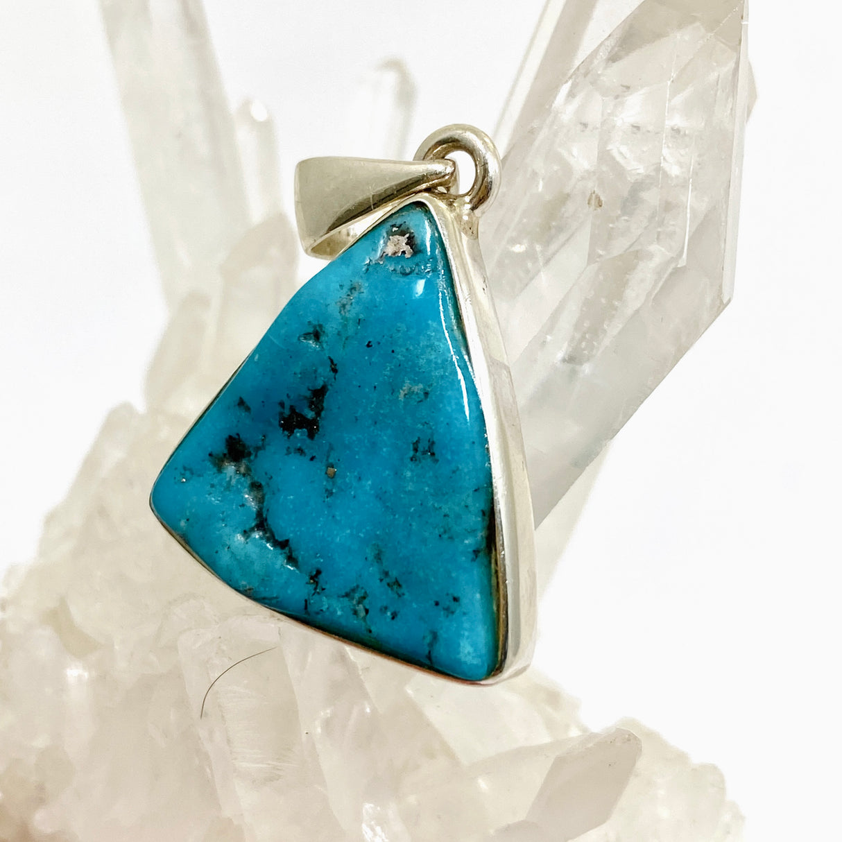Arizona Turquoise Triangular Cabochon Pendant PPGJ1030