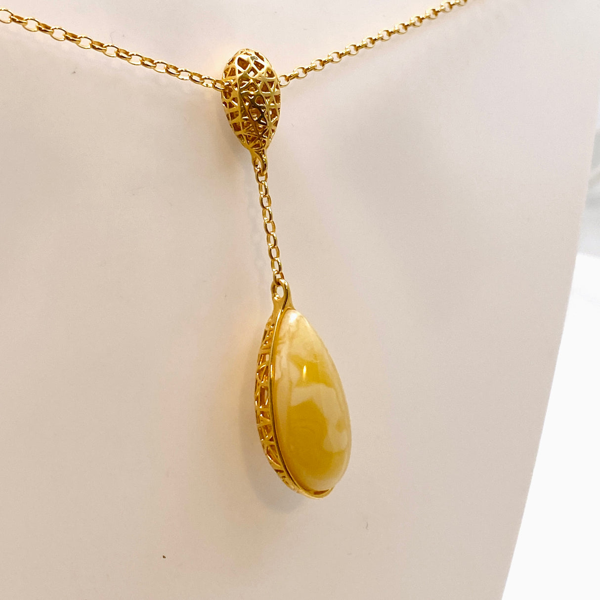 Baltic Butter Amber 18k Gold Plated Necklace AMB277