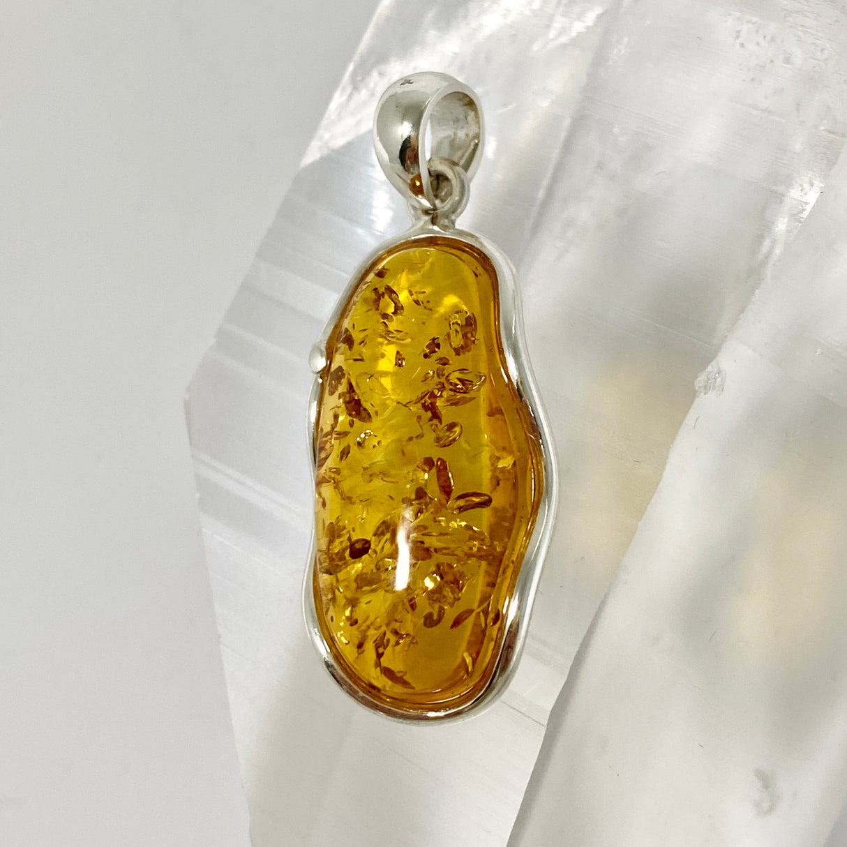 Baltic Cognac Amber Oval Cabochon Pendant AMB344
