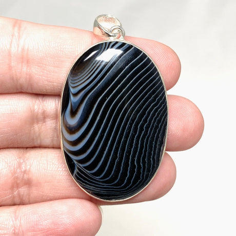 Banded Agate Oval Pendant KPGJ4350 - Nature's Magick