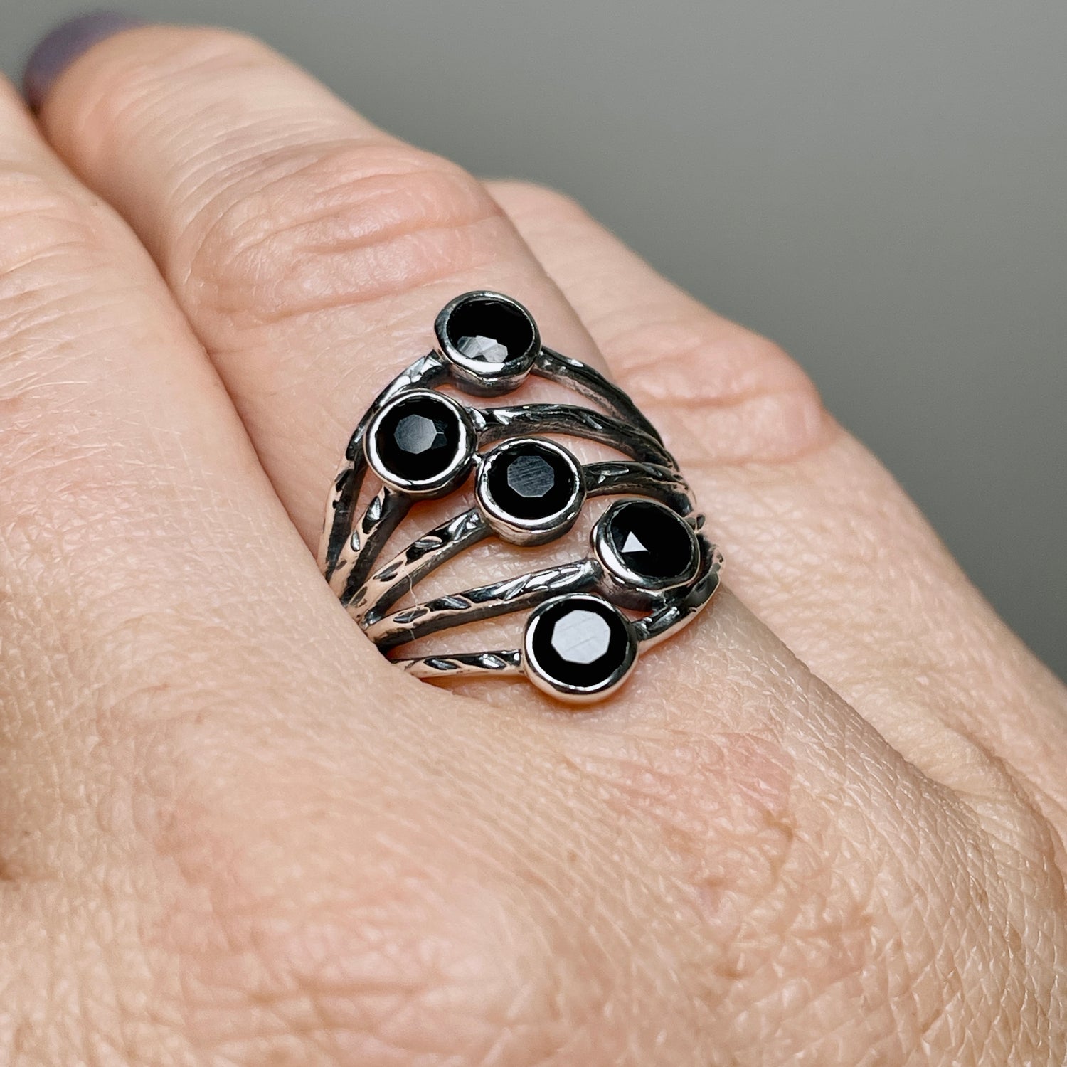 Black Onyx Multi-stone Faceted Gemstone Ring R3875